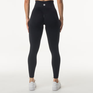 MALIBU SEAMLESS SCRUNCH TIGHTS - BLACK Obsessed Gymwear